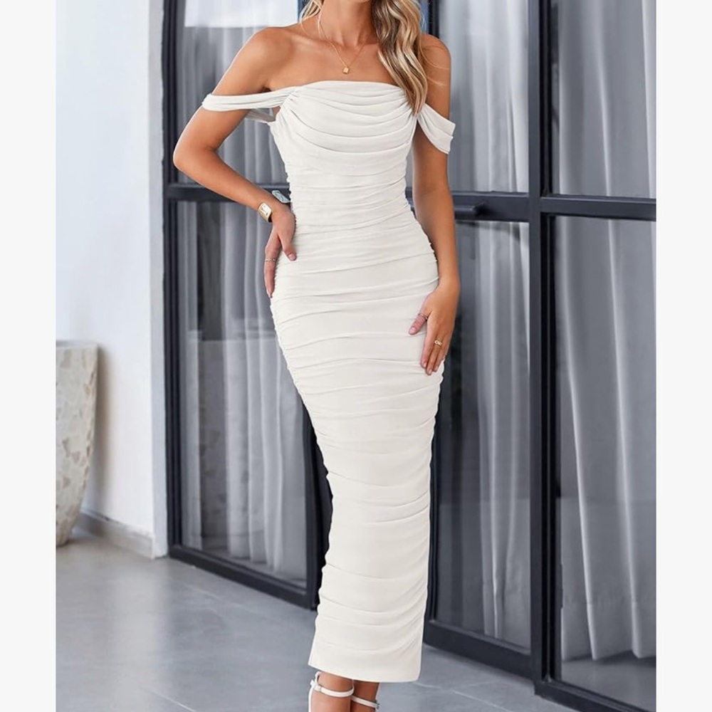 Elegant Off-Shoulder White wedding beach Dress